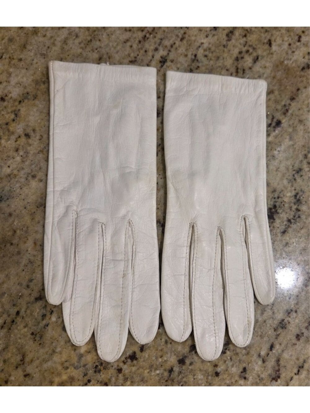 Vintage Womens Size S 6.5 White Soft Leather Formal Lined Short Gloves Grandoe